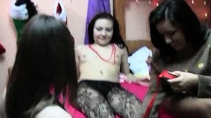 morenas hardcore amateur sexo en grupo colegio